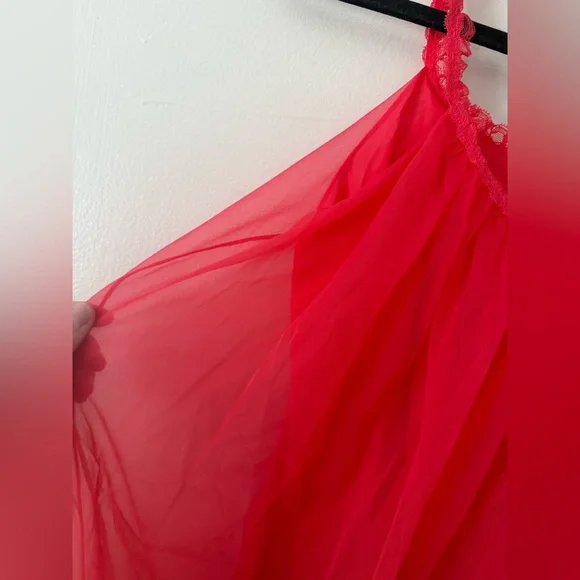 Vintage 1960’s Vanity Fair Floral Embroidered Babydoll Nightgown Red Size XS - Picture 8 of 14